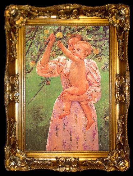 framed  Mary Cassatt Baby Reaching for an Apple, ta009-2